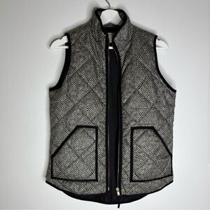 J. Crew Excursion Quilted Puffer Vest Size XS in Herringbone Black Cream